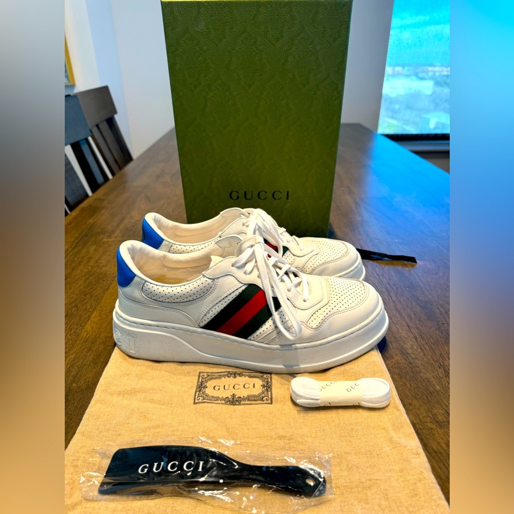 EUC Gucci Sneakers